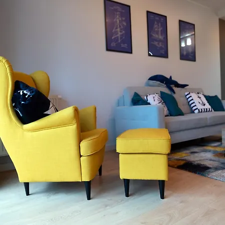 In By The River & Beach, Cleaning Included Apartment